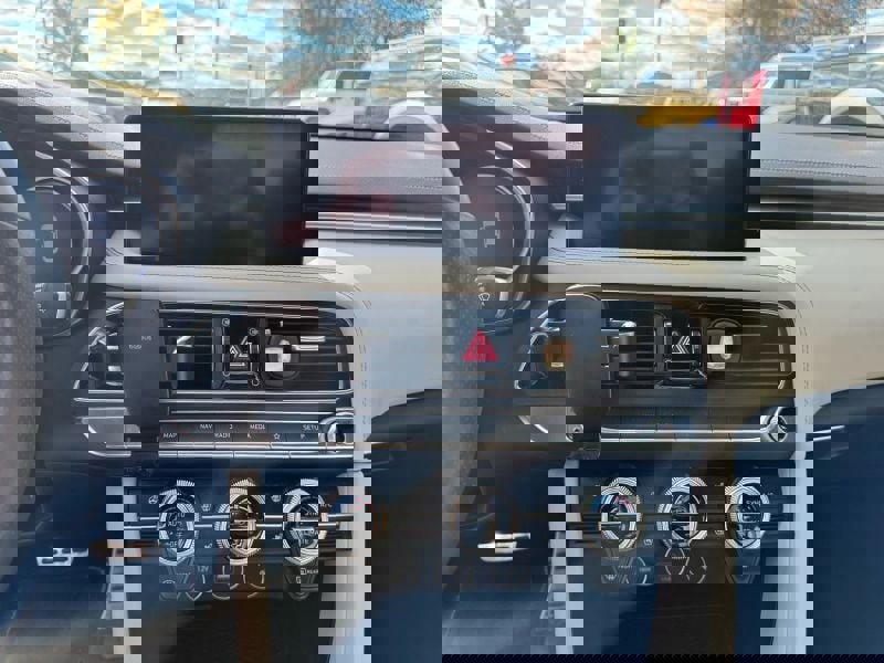 Used 2023 Genesis G70 3.3T w/ Sport Advanced Package image 12