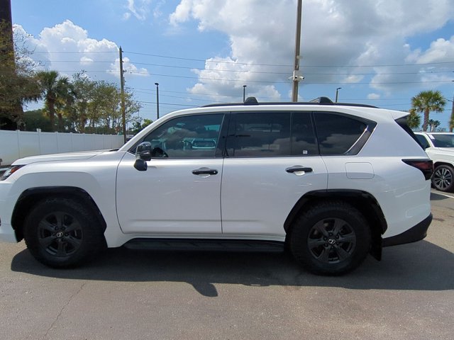 New 2025 Lexus LX 700h Overtrail AWD/4WD image 5