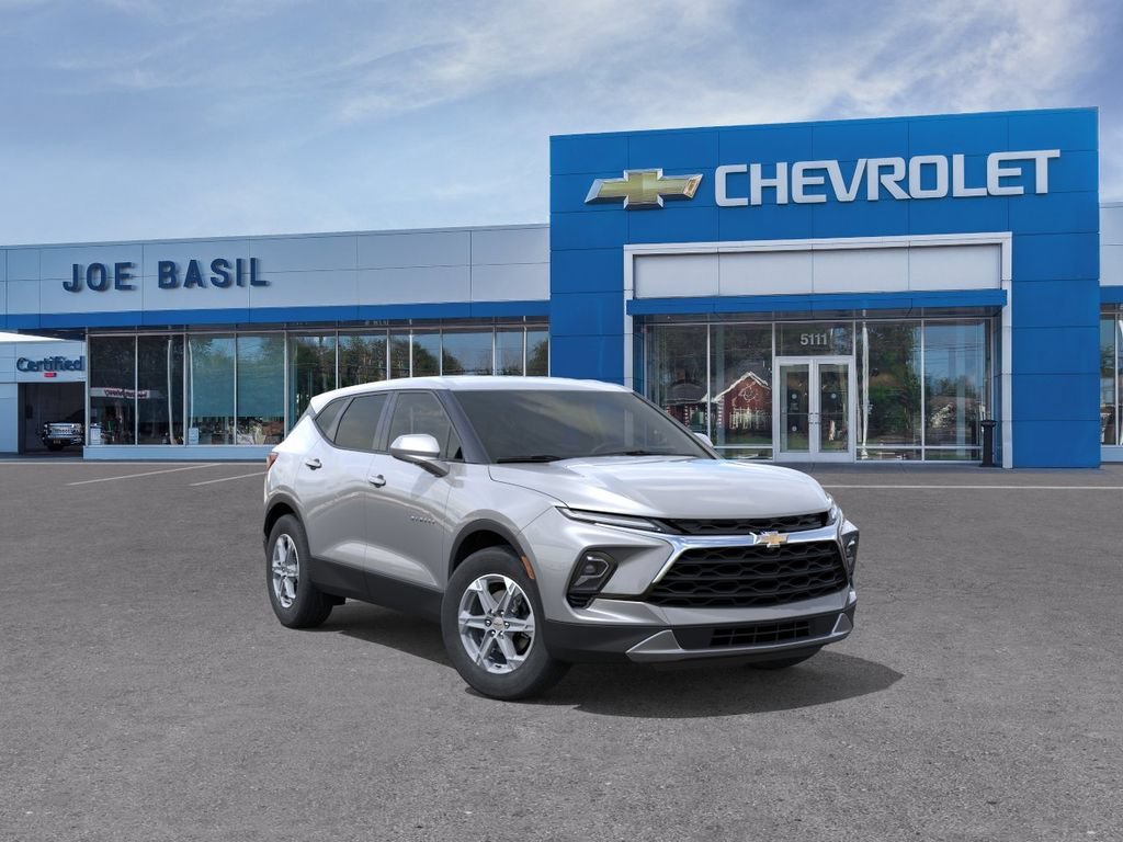 New 2026 Chevrolet Blazer LT w/ LPO, Floor Liner Package FWD image 1