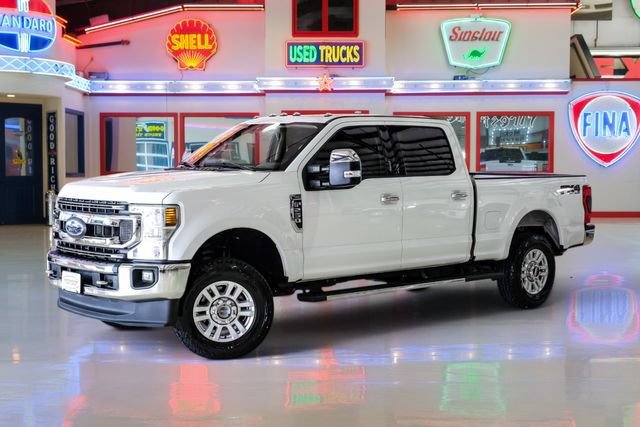 Used 2021 Ford F250 XLT w/ XLT Premium Package AWD/4WD image 2