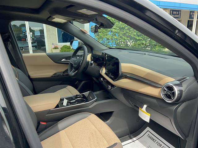 New 2026 Chevrolet Equinox ACTIV w/ Convenience Package III AWD/4WD image 9