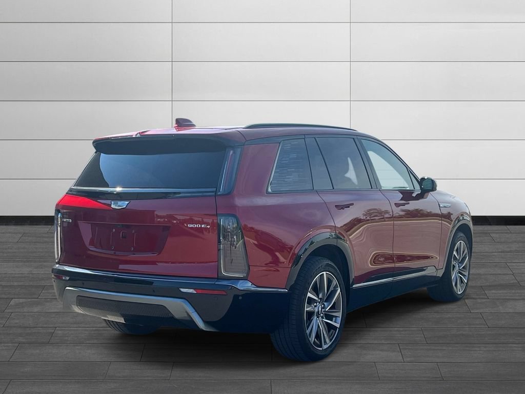 Certified 2026 Cadillac Vistiq Luxury w/ LPO, Floor Liner Package AWD/4WD image 5