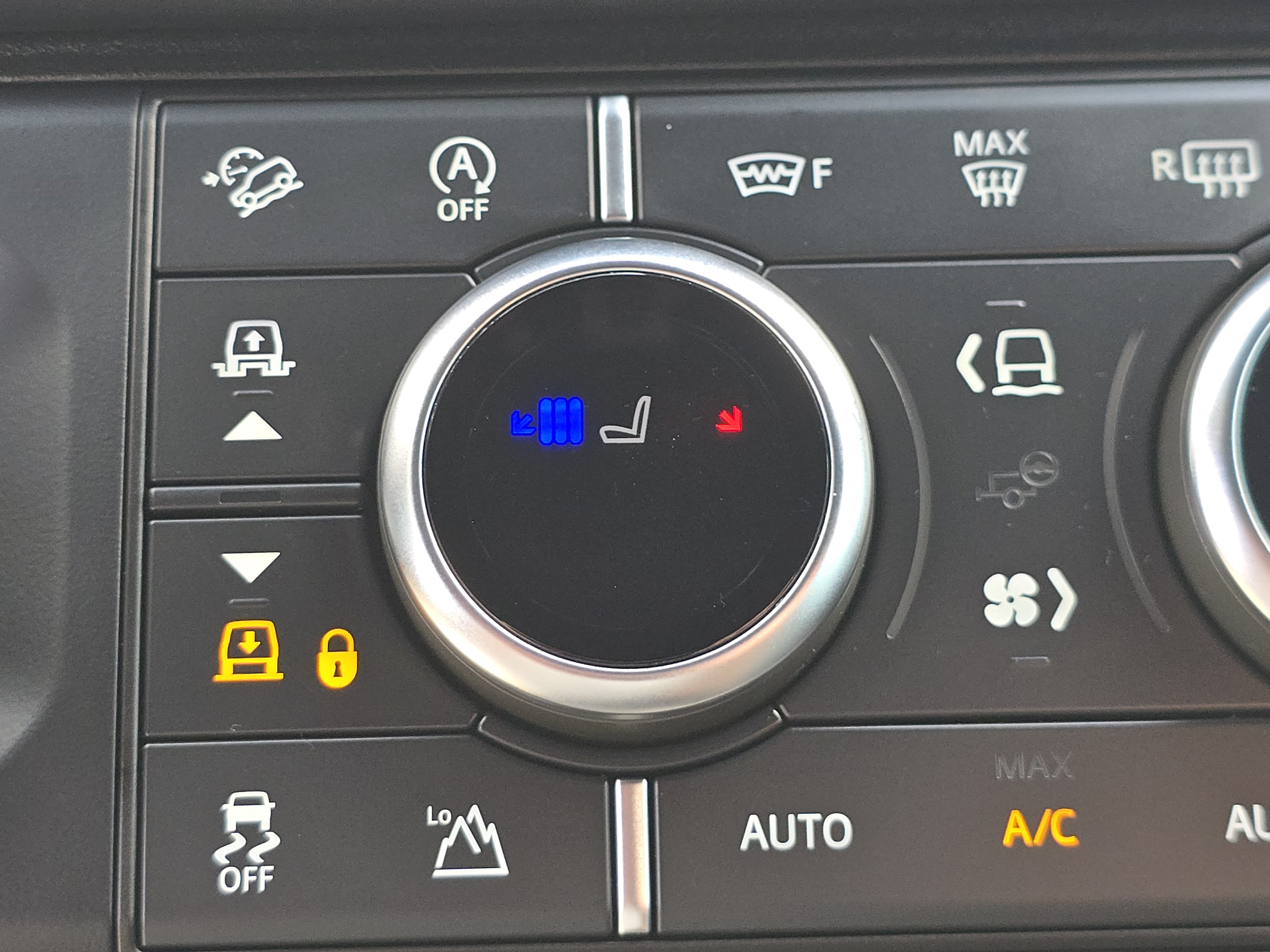 Used 2022 Land Rover Defender 110 X-Dynamic HSE AWD/4WD image 11