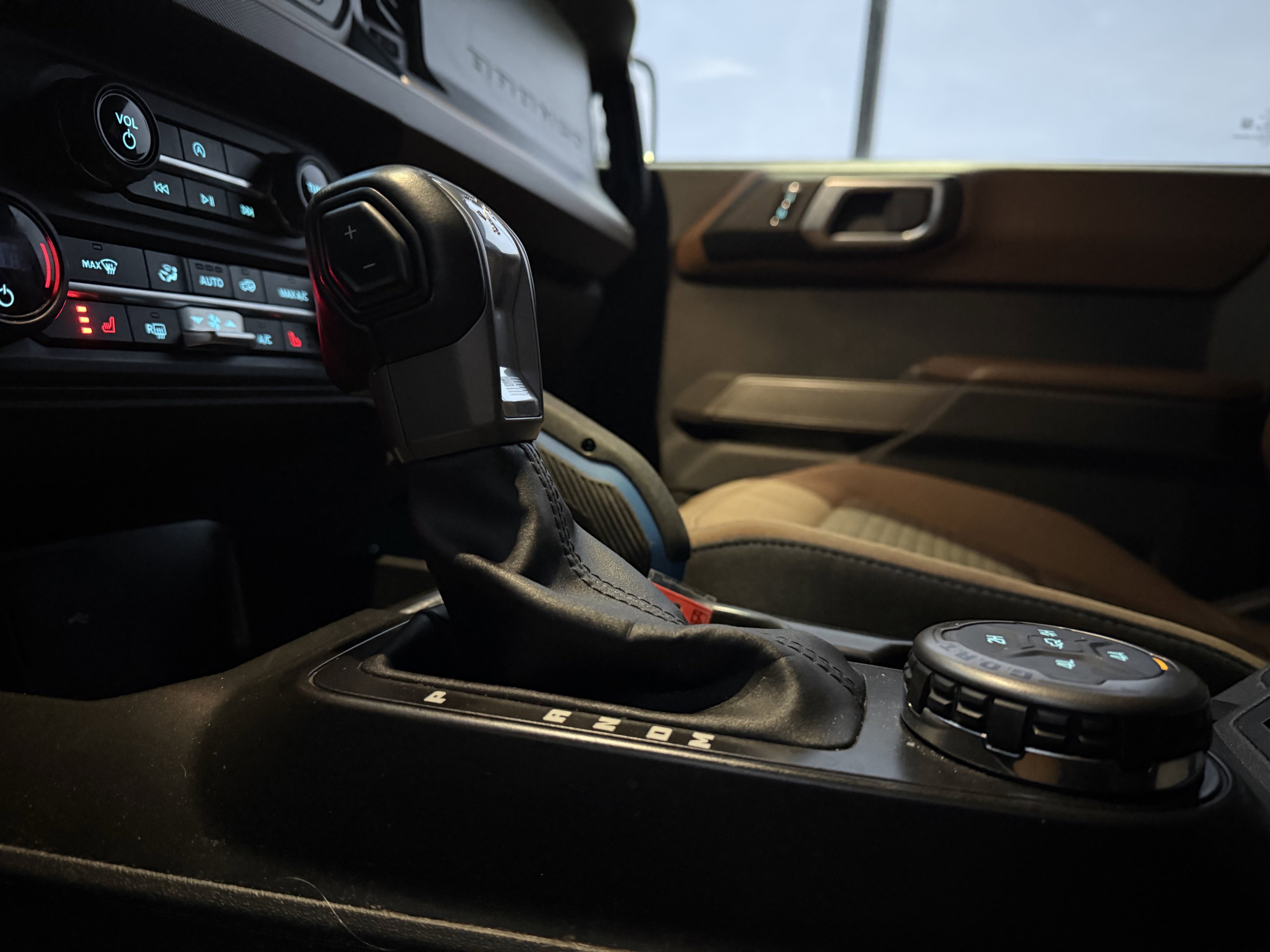 Used 2023 Ford Bronco Outer Banks image 20