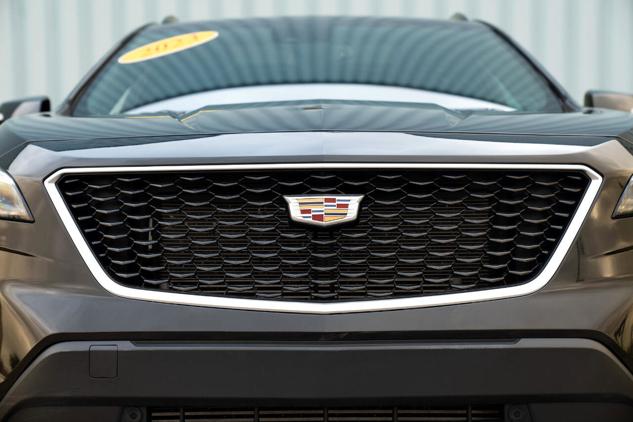 Used 2023 Cadillac XT4 Sport image 6