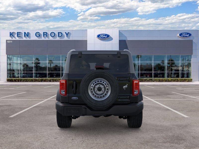 New 2026 Ford Bronco 4-Door AWD/4WD image 6
