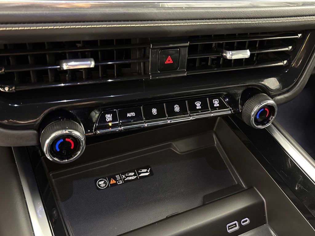 Certified 2025 Chevrolet Suburban Premier AWD/4WD image 44