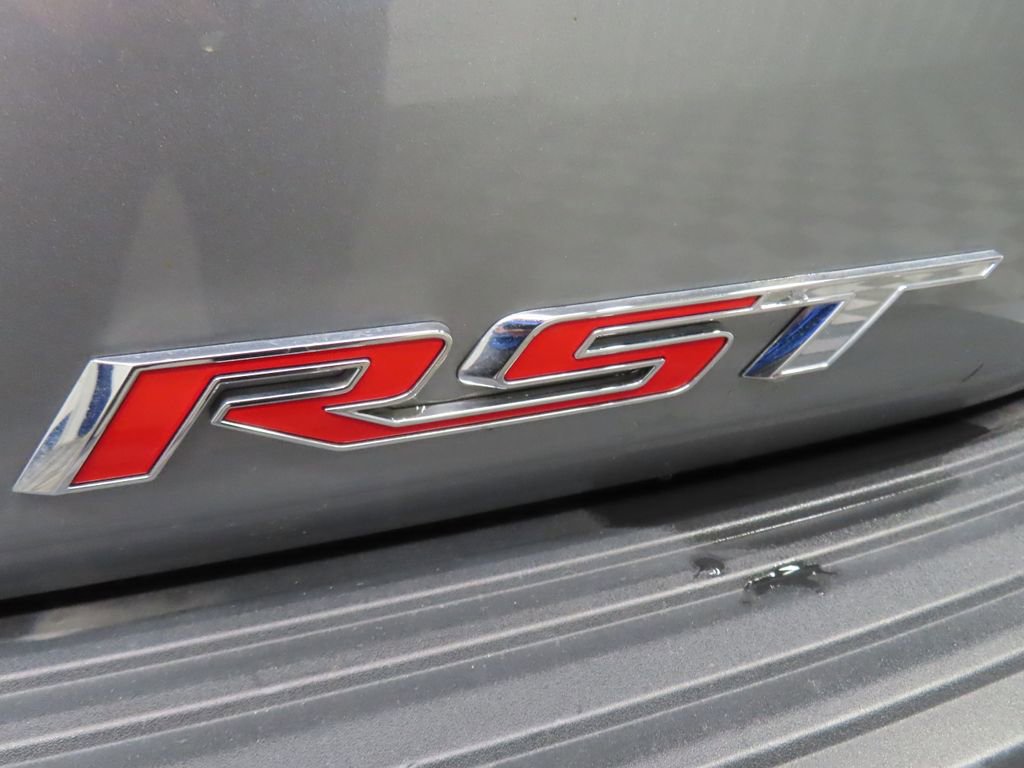 Used 2024 Chevrolet Suburban RST w/ Luxury Package image 55