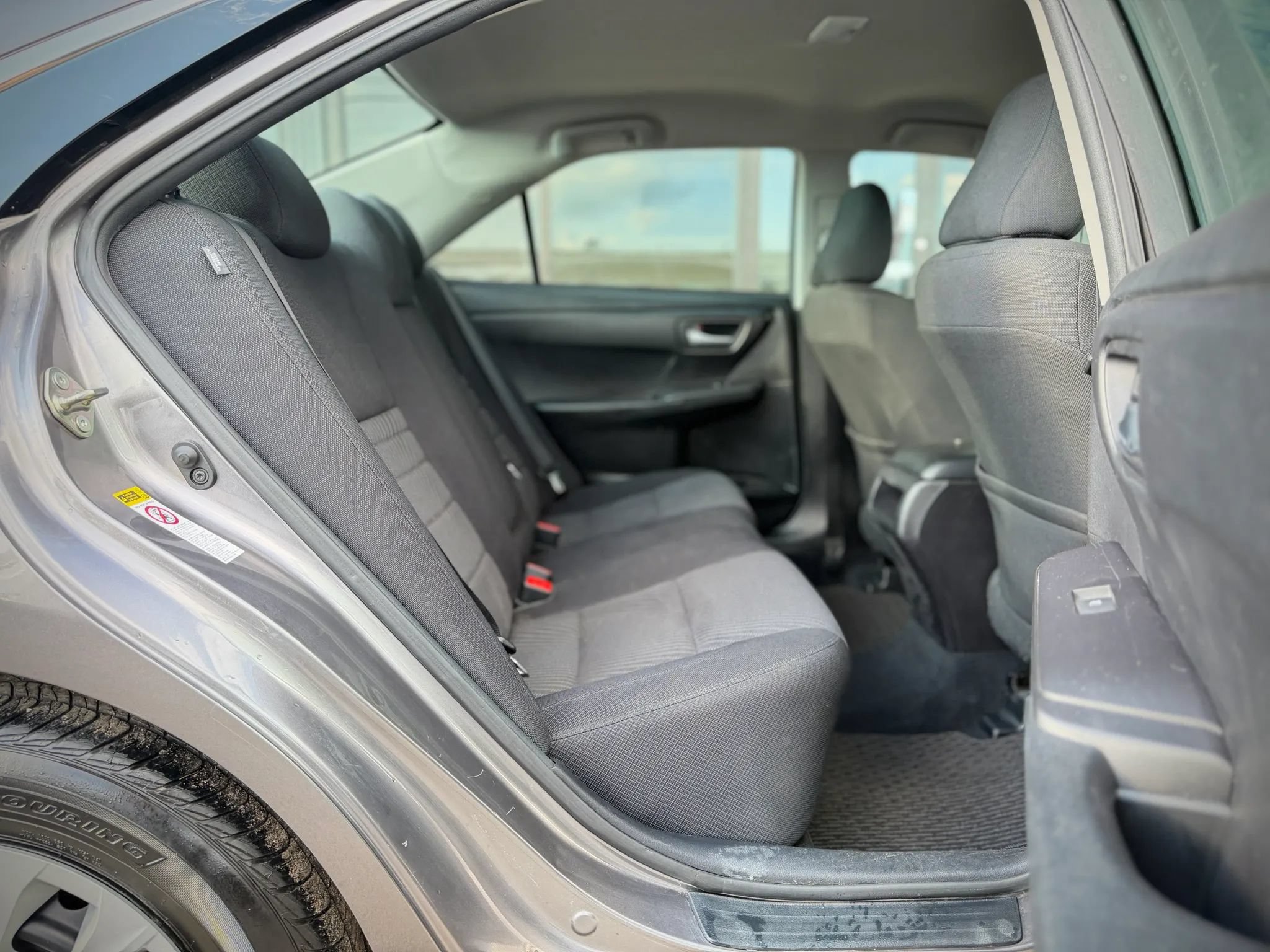 Used 2017 Toyota Camry LE FWD image 15
