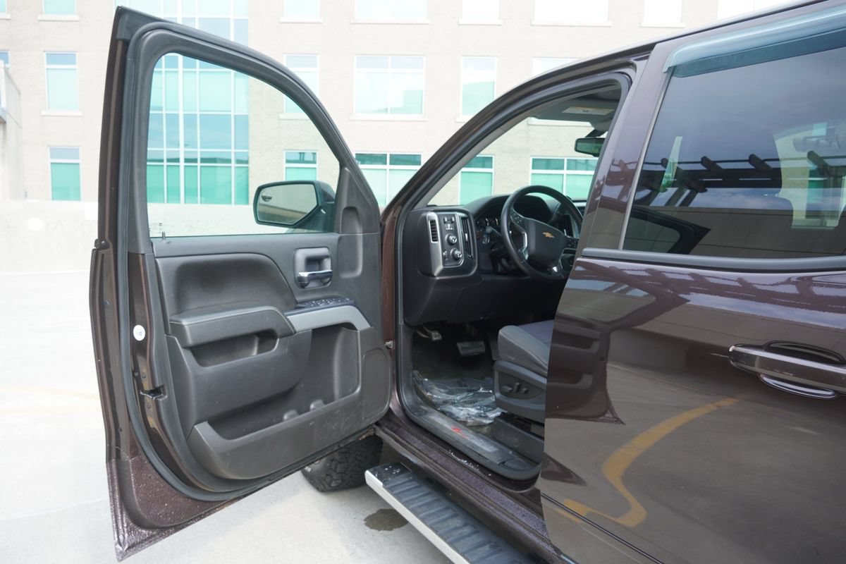 Used 2016 Chevrolet Silverado 1500 LT w/ All Star Edition AWD/4WD image 25