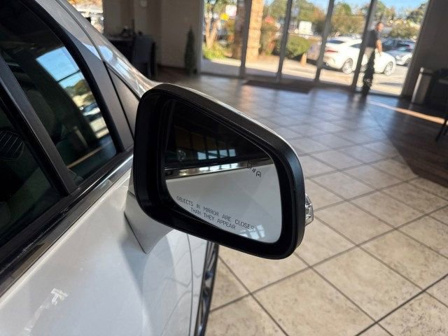 Used 2020 Buick Encore Essence image 13