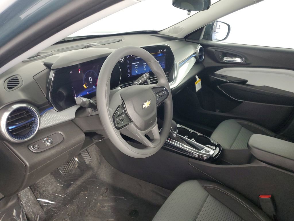 New 2026 Chevrolet Trax LT image 11
