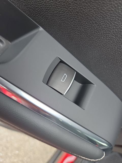 New 2026 GMC Acadia Denali w/ Super Cruise Package image 12