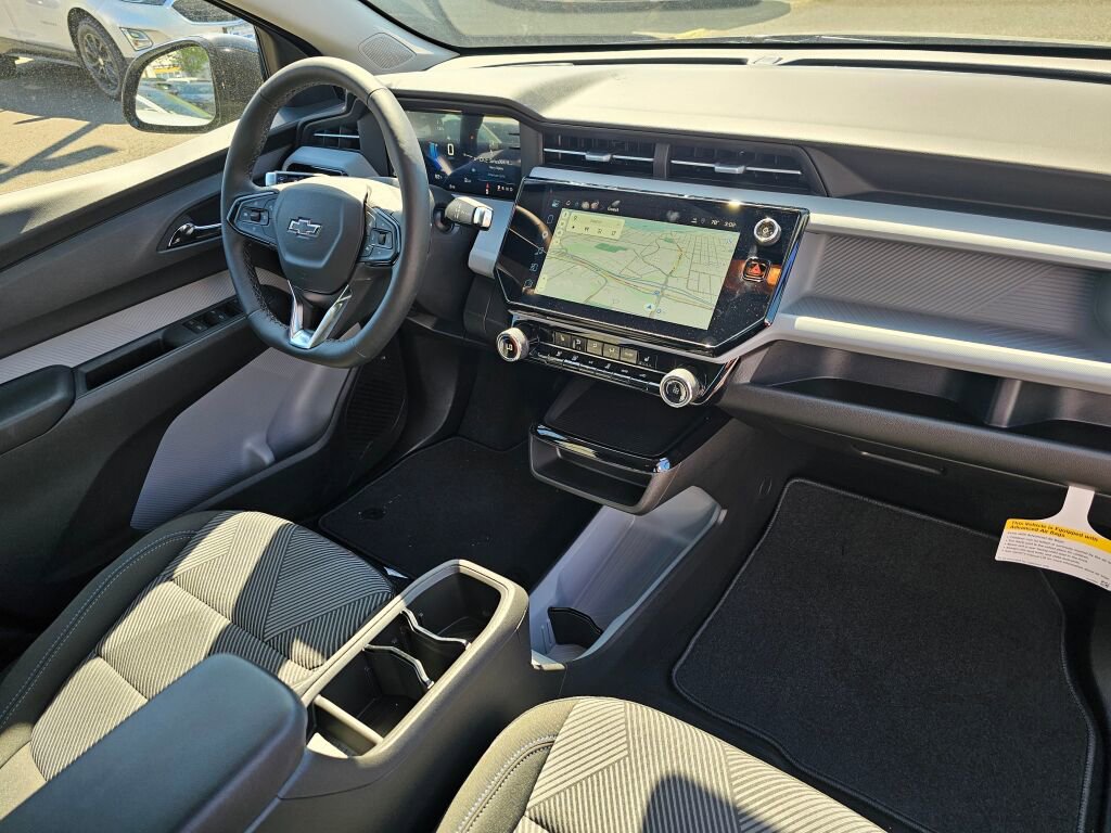 New 2027 Chevrolet Bolt LT w/ Comfort Package FWD image 28