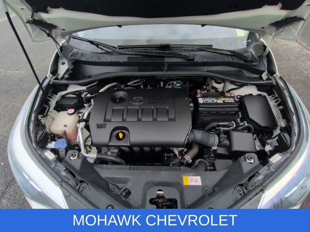 Used 2021 Toyota C-HR LE FWD image 29