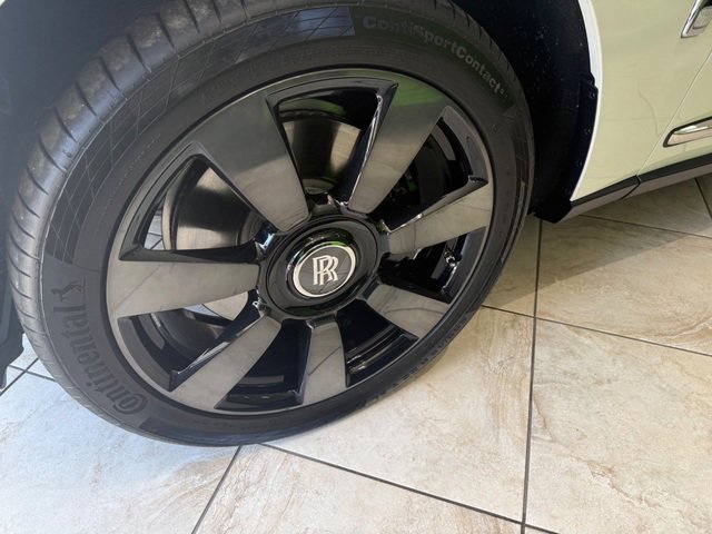 Used 2019 Rolls-Royce Cullinan AWD/4WD image 5