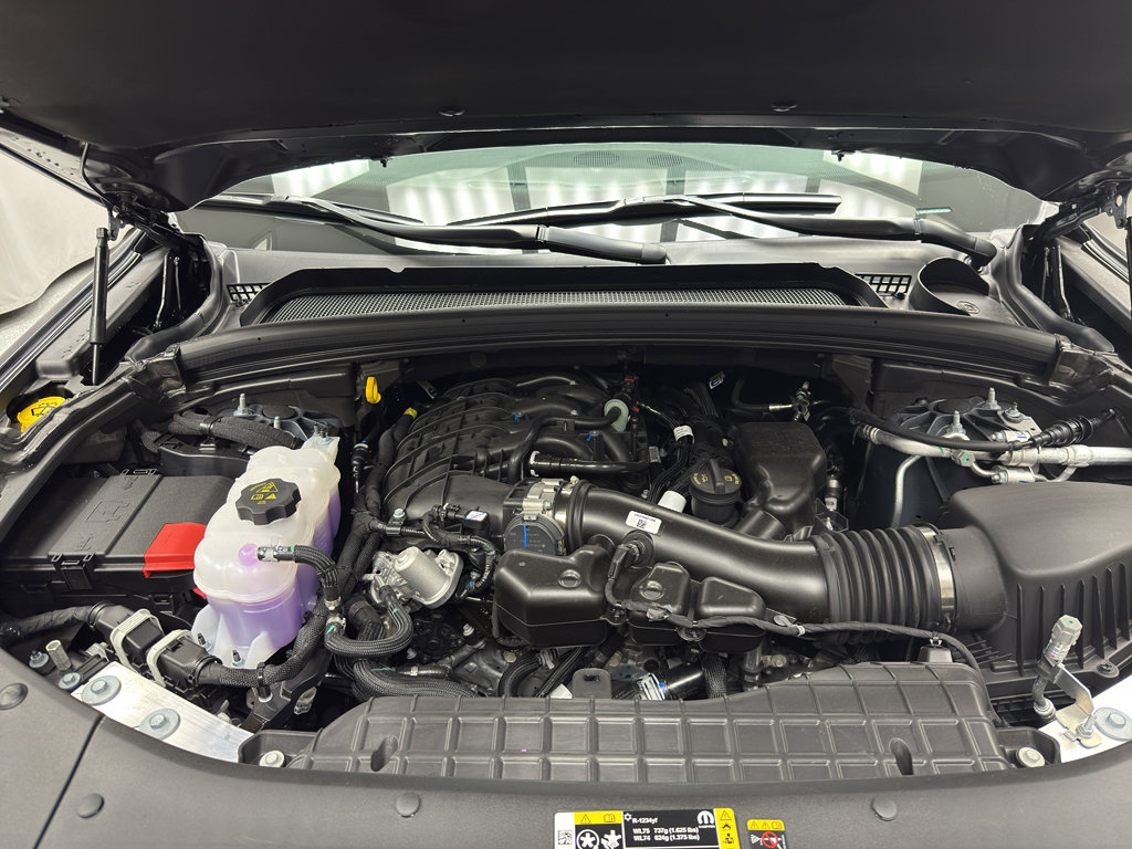 New 2025 Jeep Grand Cherokee Limited w/ Luxury Tech Group II image 6