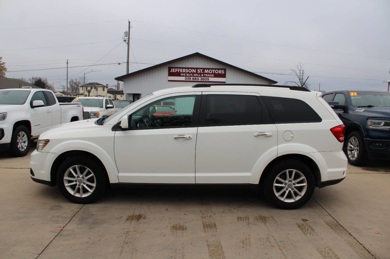 Used 2017 Dodge Journey SXT w/ Comfort/Convenience Group image 1