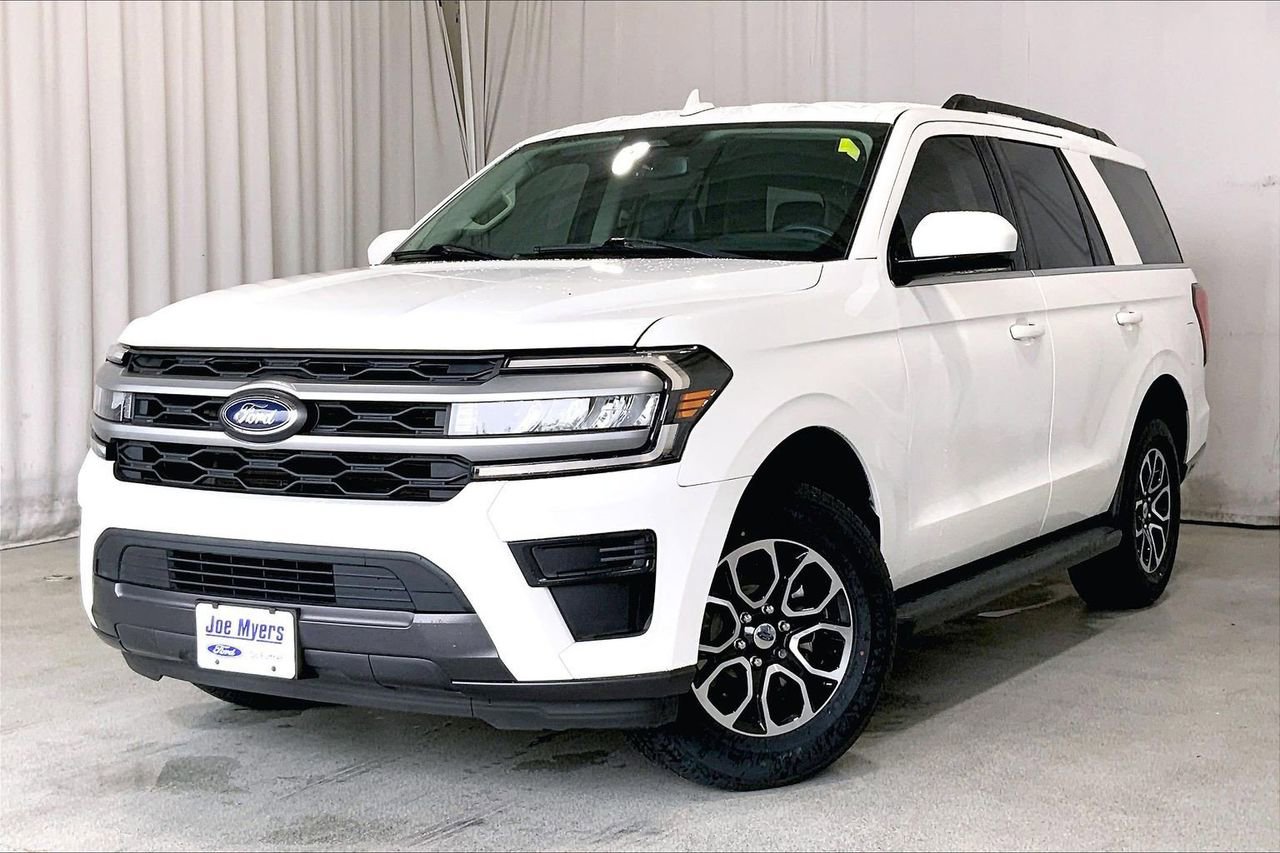 Certified 2024 Ford Expedition XLT RWD image 12