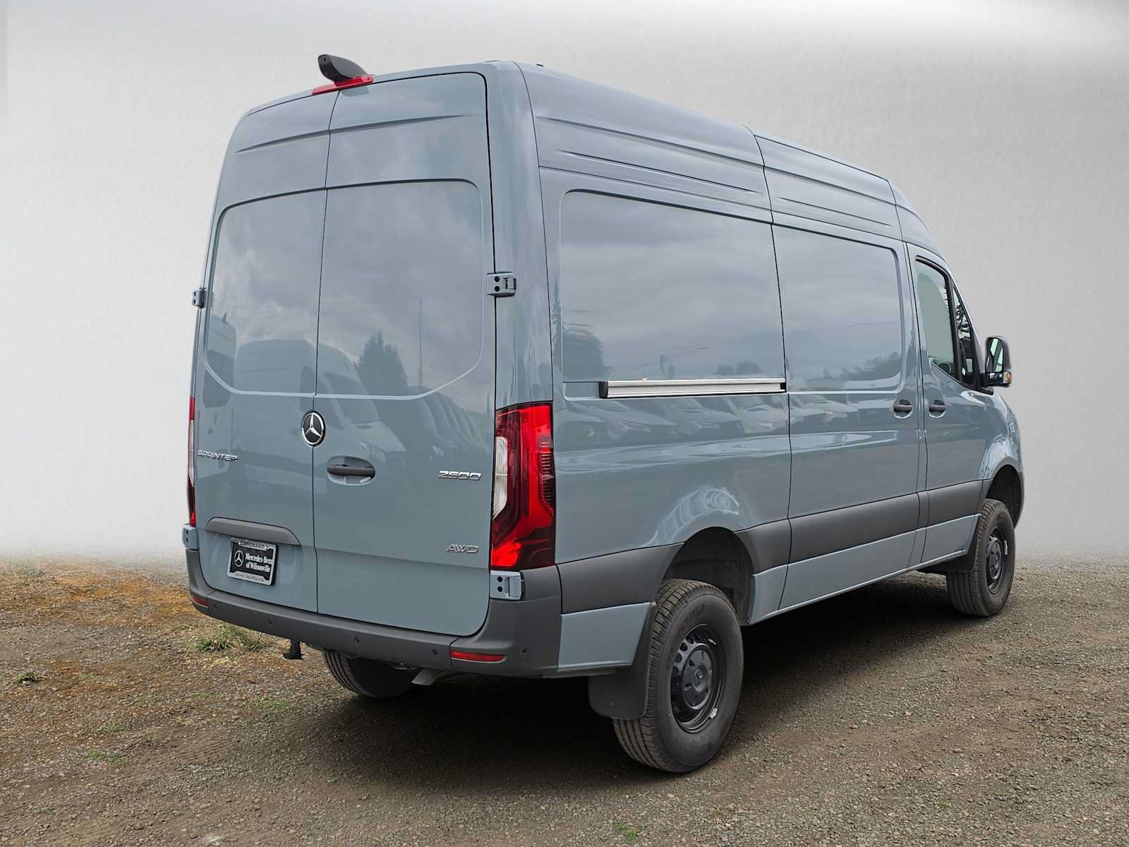 Used 2026 Mercedes-Benz Sprinter 2500 image 3