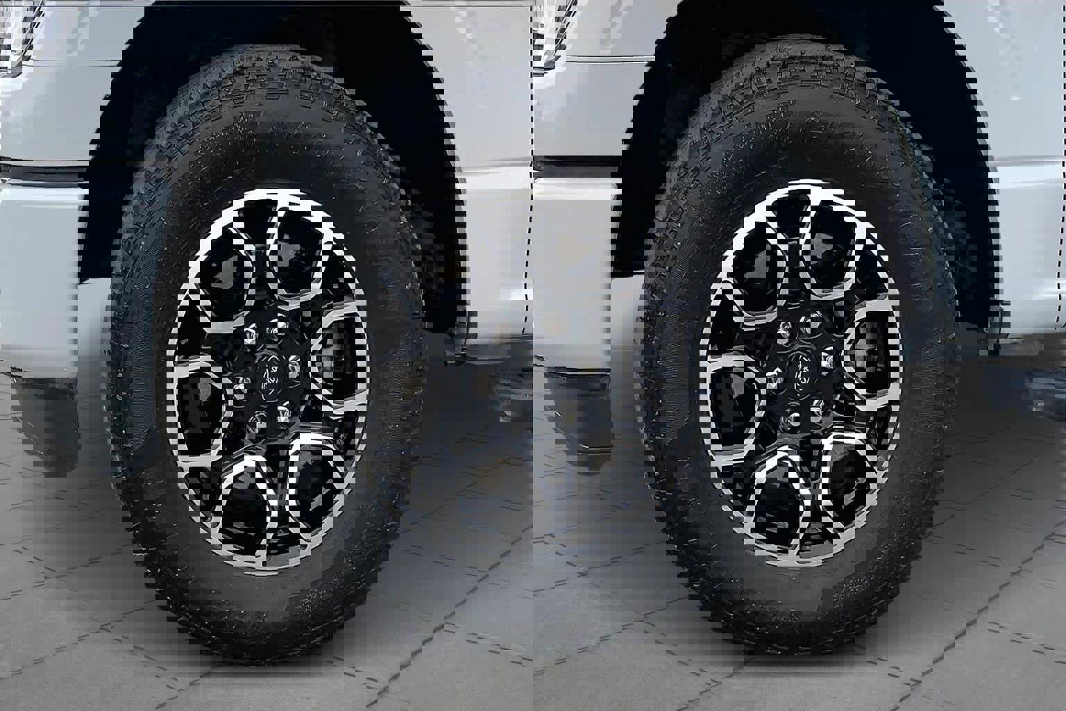 Certified 2023 Ford F150 XLT w/ Equipment Group 302A High image 10