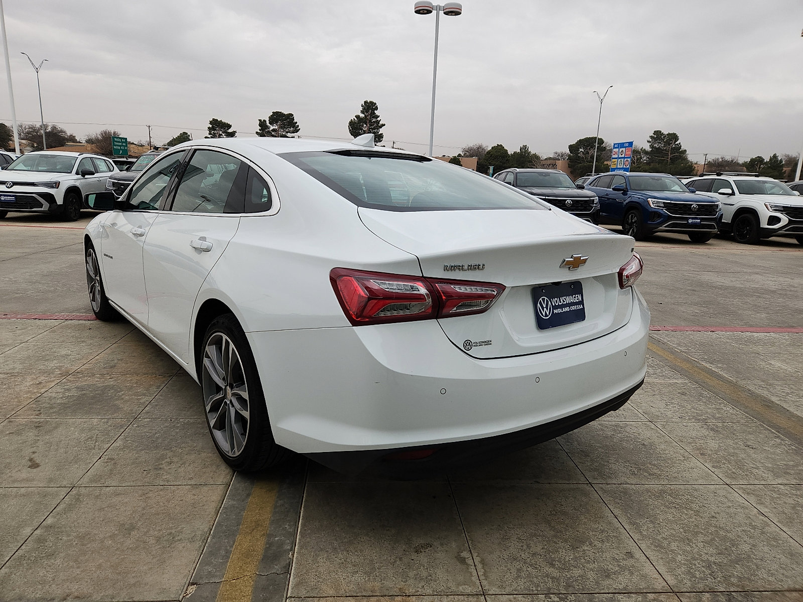 Used 2024 Chevrolet Malibu LT image 5