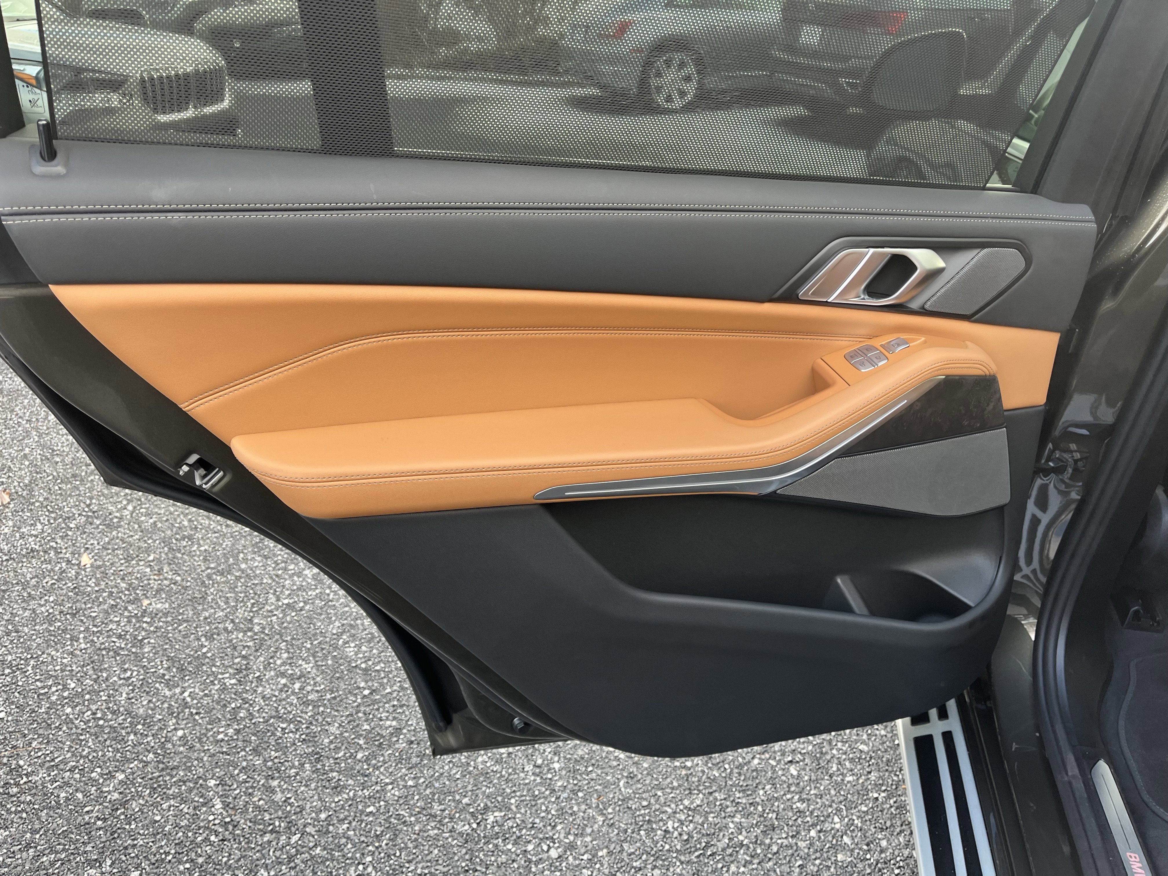 Certified 2025 BMW X7 xDrive40i w/ Premium Package image 15