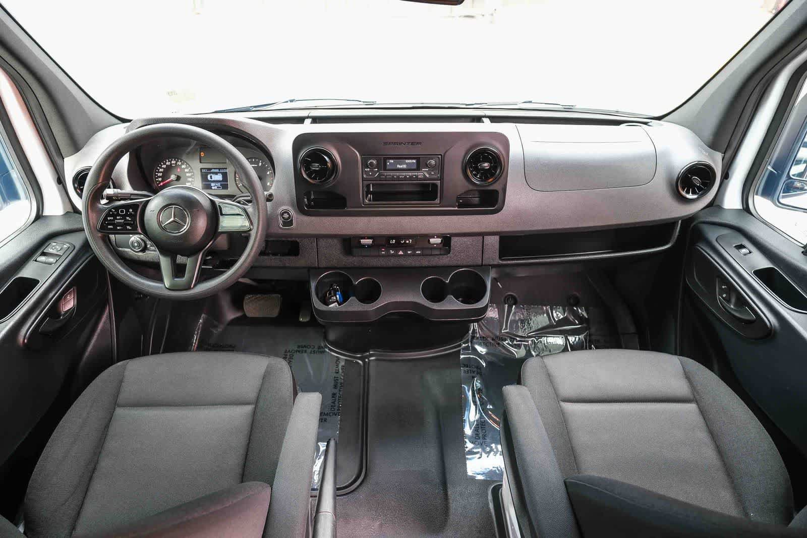 Used 2022 Mercedes-Benz Sprinter 2500 image 12