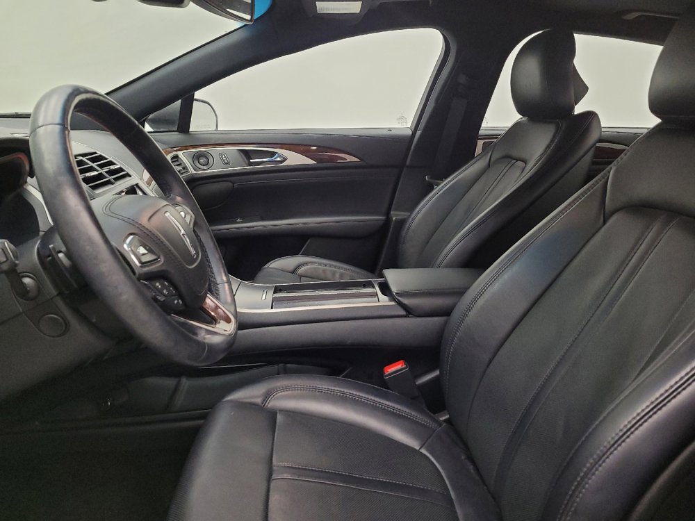 Used 2018 Lincoln MKZ Reserve w/ Technology Package FWD image 17