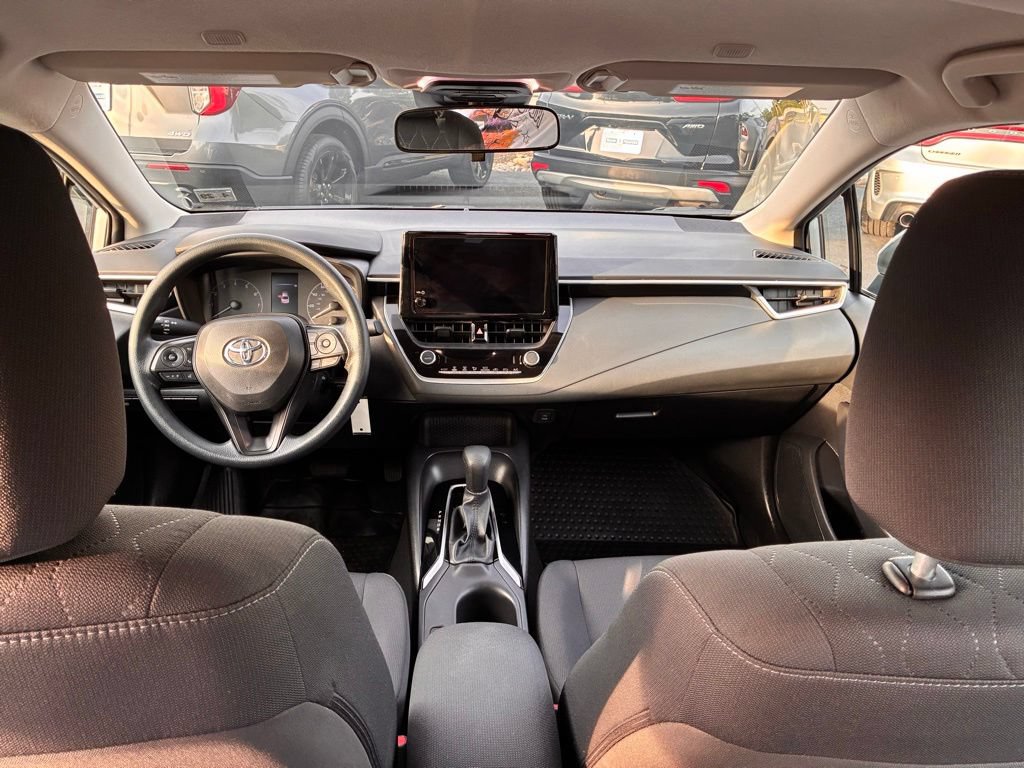 Used 2024 Toyota Corolla LE FWD image 13