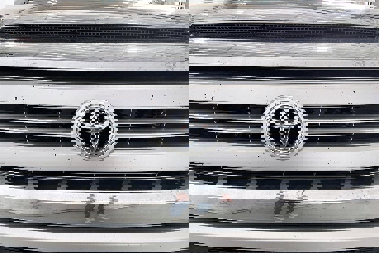 Used 2014 Toyota Tundra 1794 Edition image 27