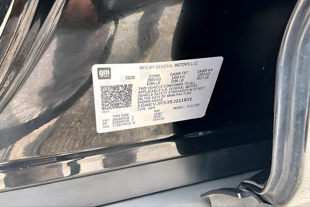 Used 2025 Chevrolet Traverse Z71 AWD/4WD image 16