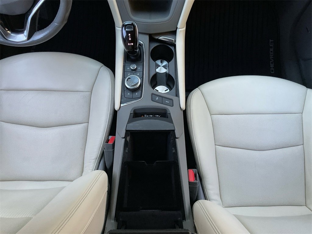 Used 2020 Cadillac XT6 Premium Luxury image 11