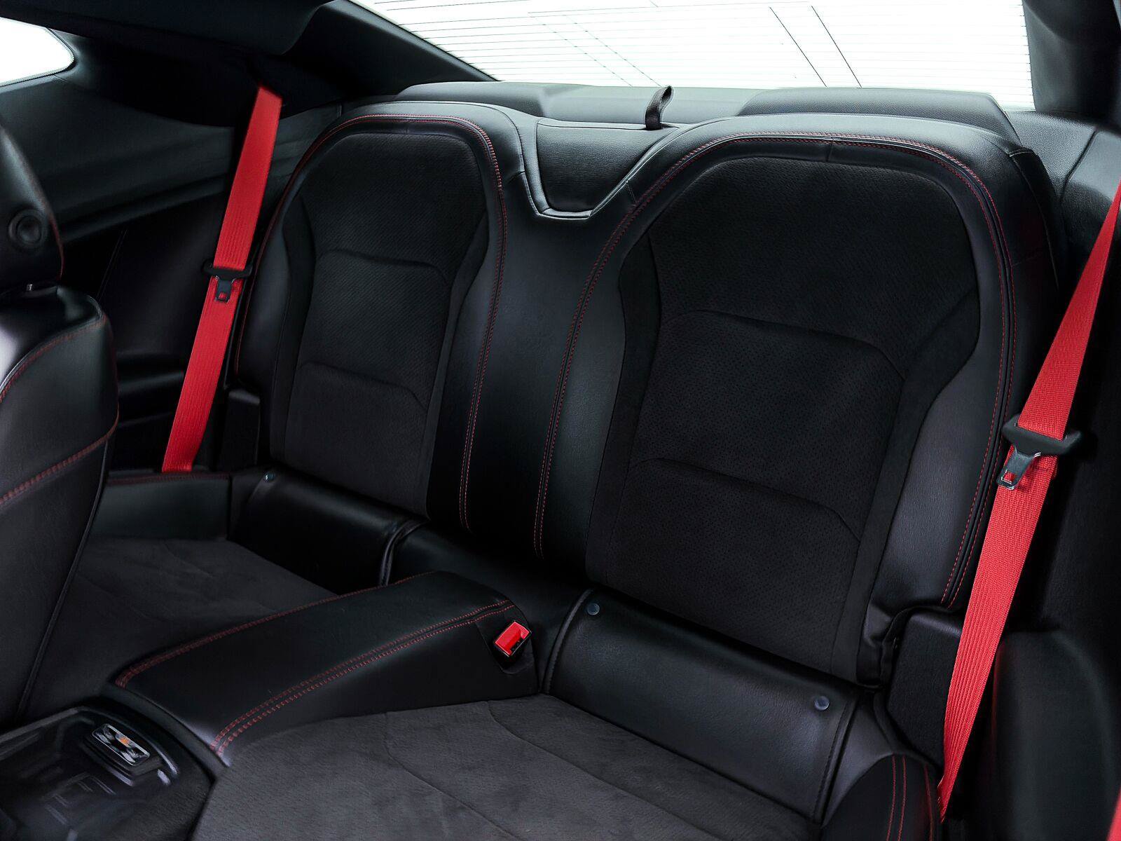 Used 2022 Chevrolet Camaro ZL1 w/ LPO, ZL1 Protection Package RWD image 44