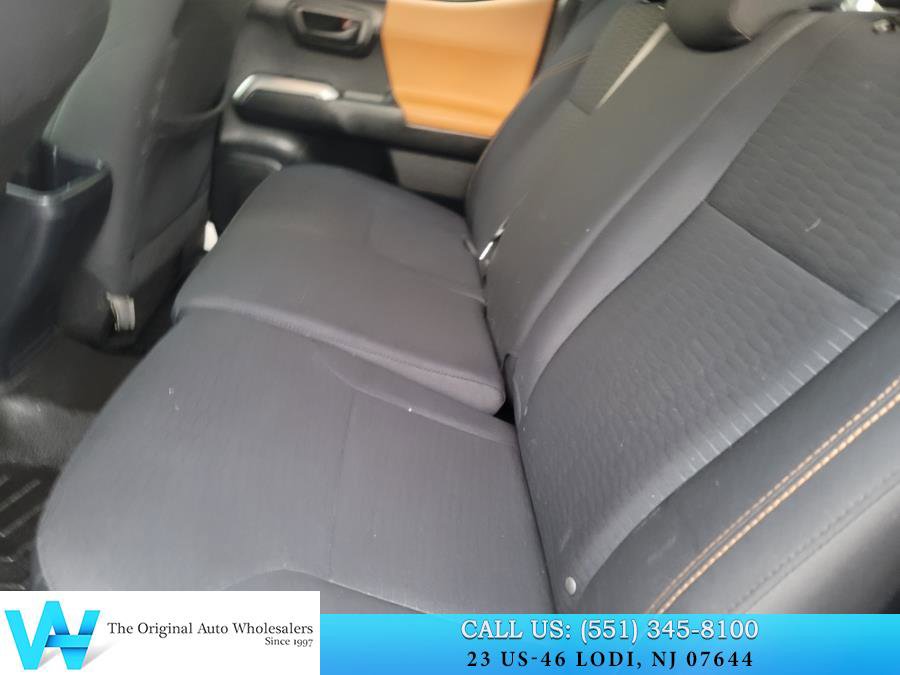 Used 2017 Toyota Tacoma SR5 image 12