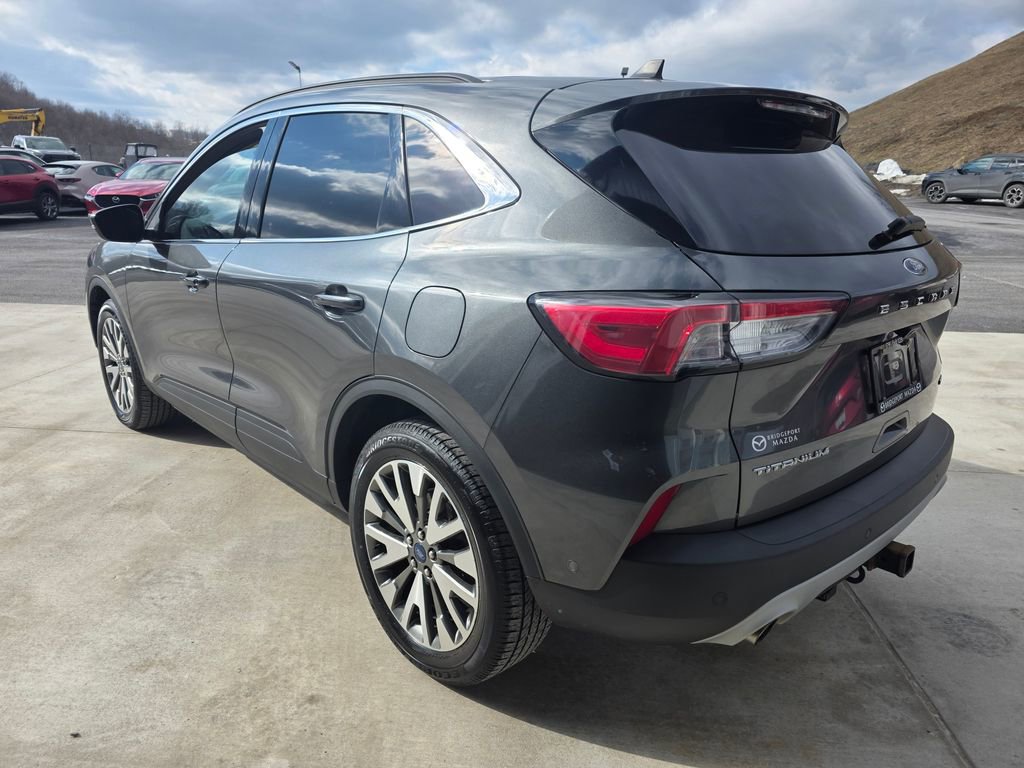 Used 2020 Ford Escape Titanium image 7