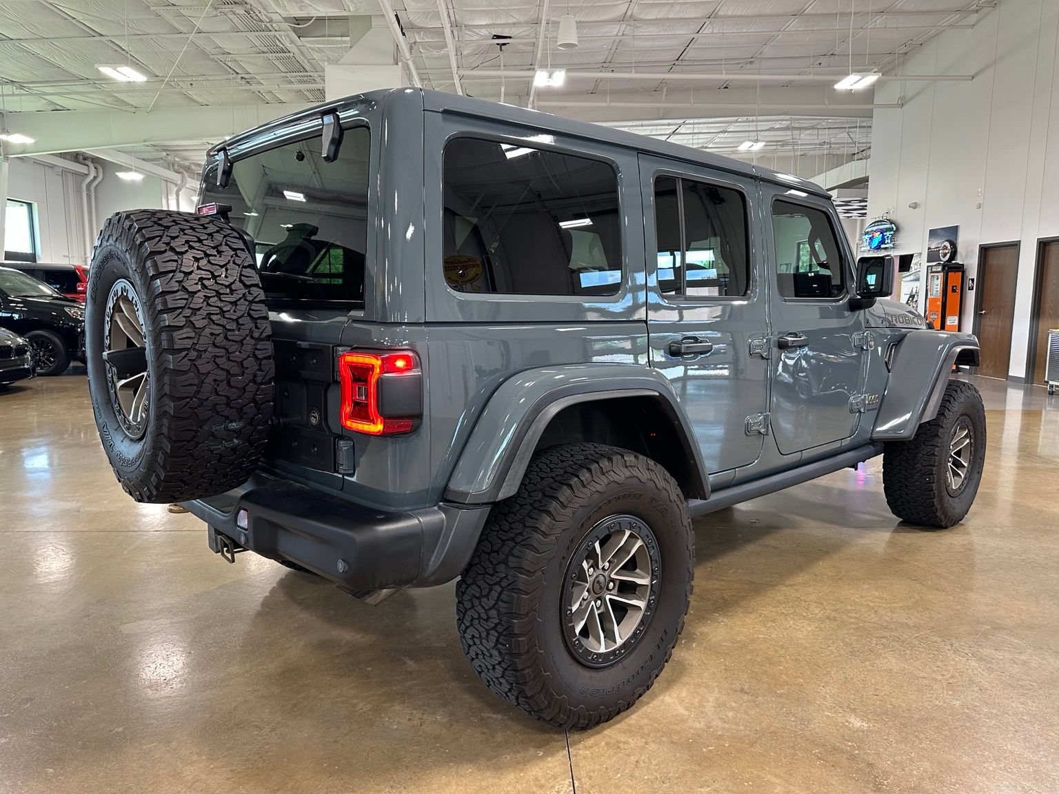 Used 2024 Jeep Wrangler Unlimited Rubicon 392 AWD/4WD image 8