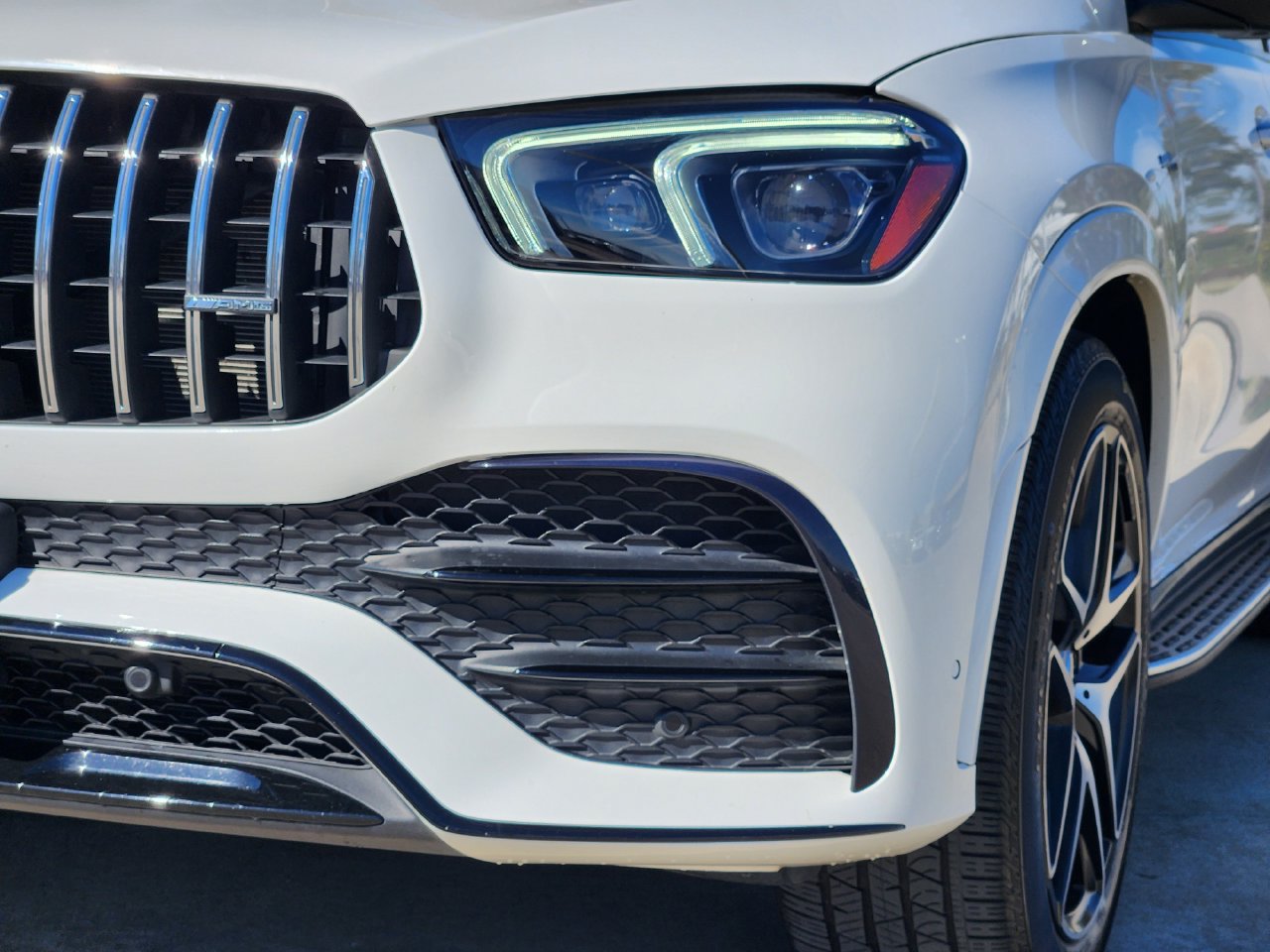 Used 2023 Mercedes-Benz GLE 53 AMG 4MATIC image 9