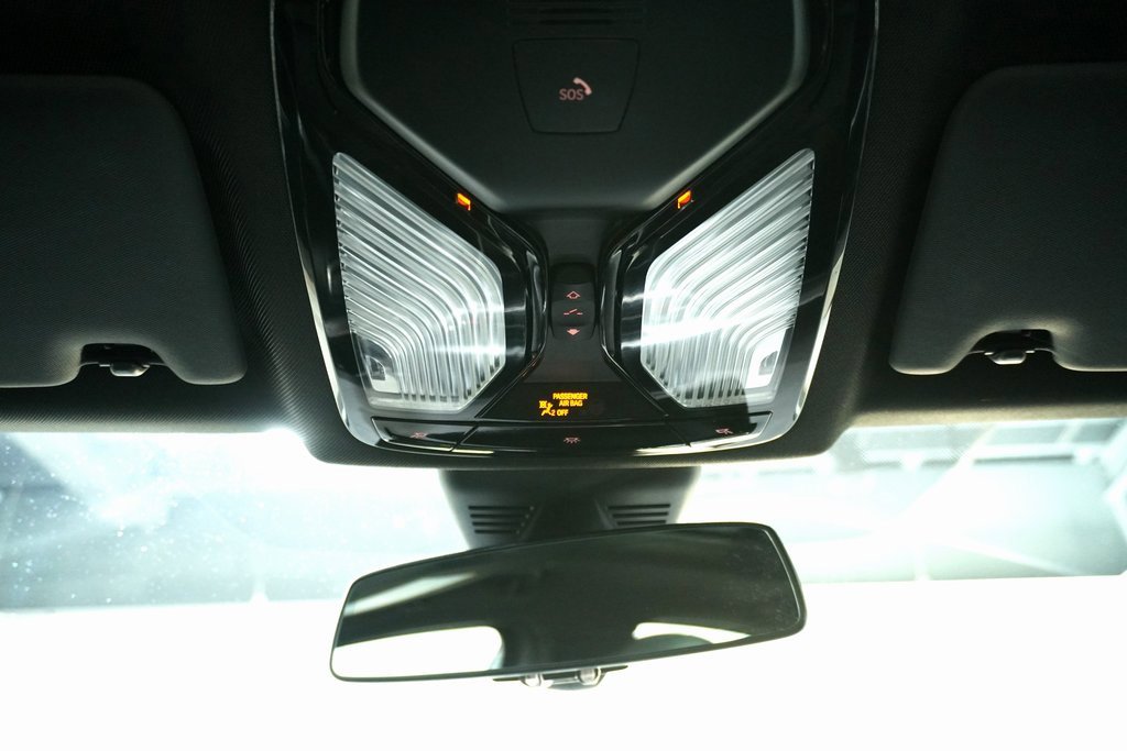 Used 2020 BMW 330i xDrive Sedan w/ Convenience Package image 20