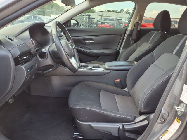 Used 2023 Nissan Sentra SV FWD image 16