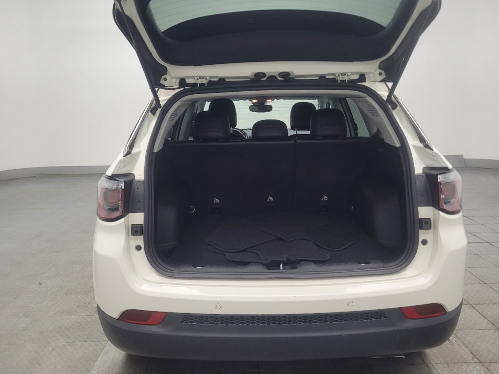 Used 2021 Jeep Compass Limited FWD image 29