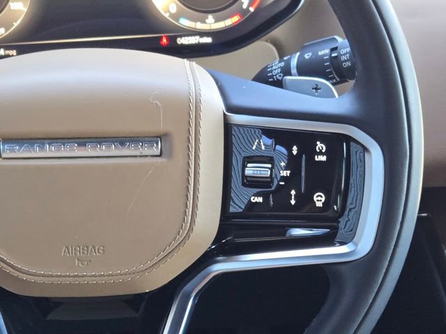 Used 2023 Land Rover Range Rover Sport SE image 16
