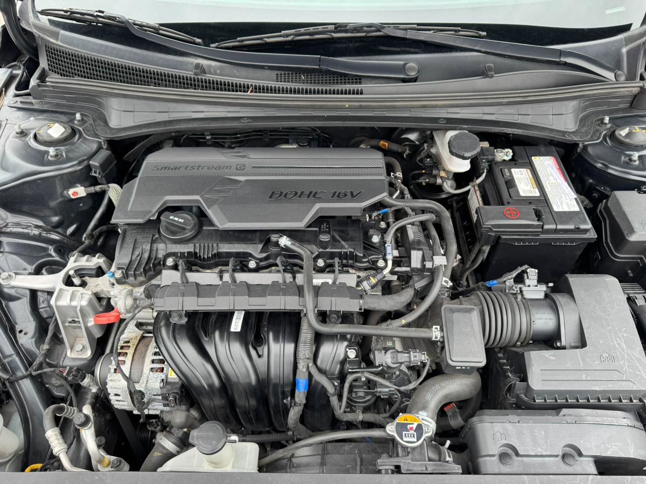 Used 2021 Hyundai Elantra SE w/ Cargo Package image 27