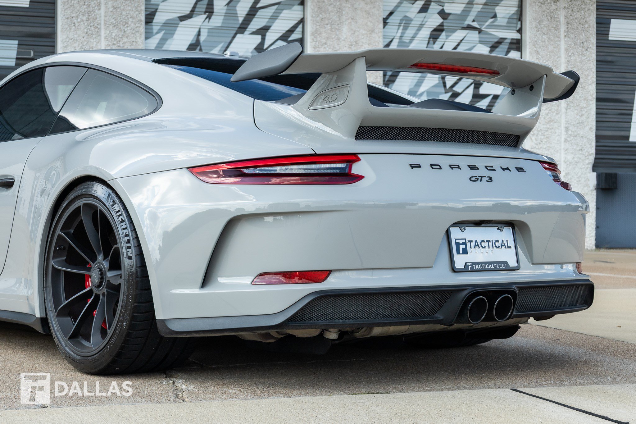 Used 2018 Porsche 911 GT3 RWD image 12