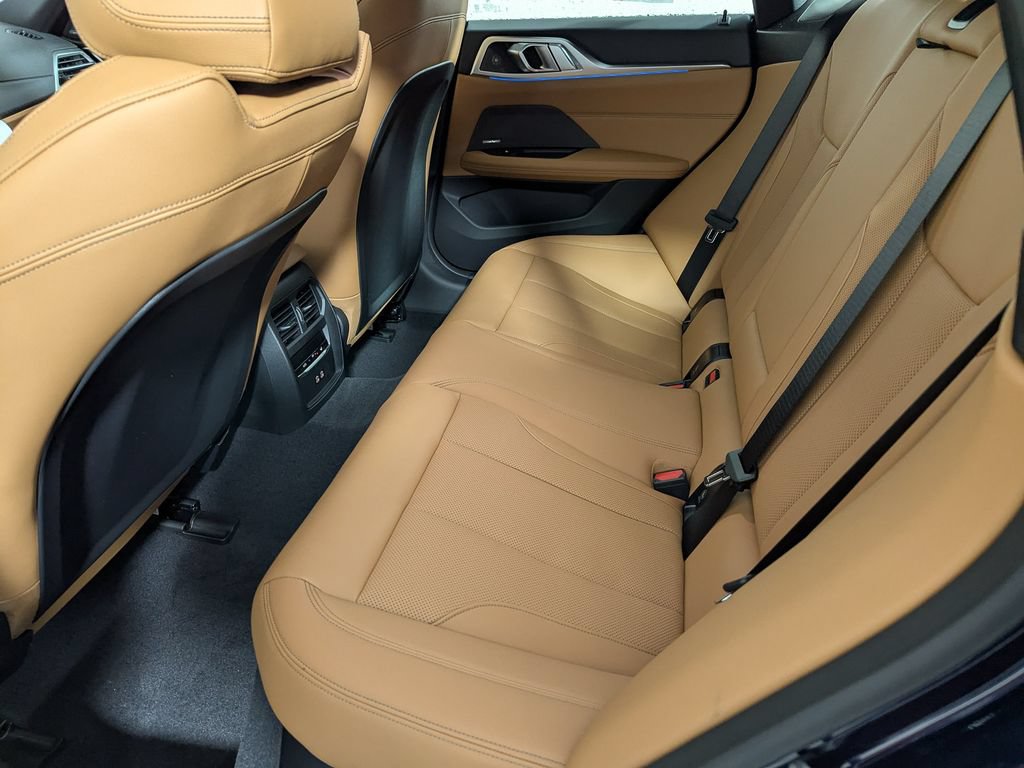 Used 2026 BMW i4 xDrive40i w/ M Sport Package AWD/4WD image 29