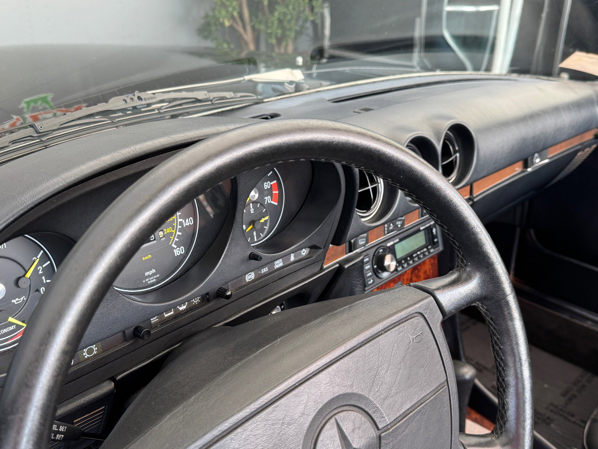 Used 1989 Mercedes-Benz 560 SL image 26
