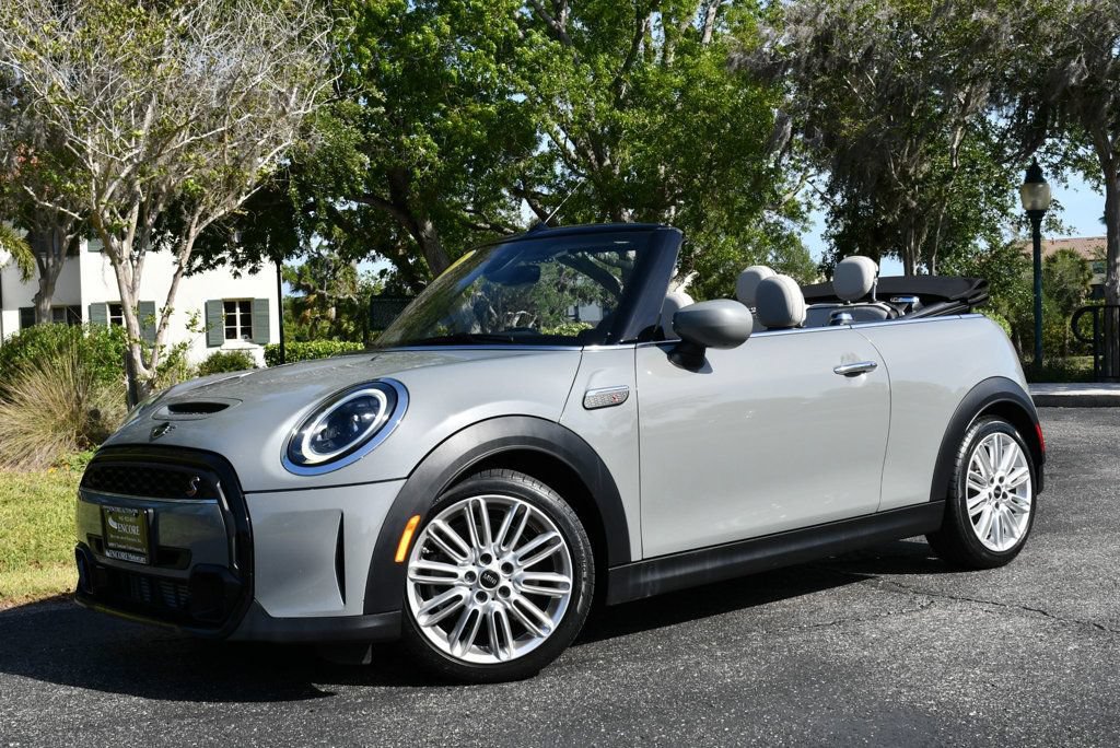 Used 2023 MINI Cooper S w/ Signature Upholstery Package FWD image 23