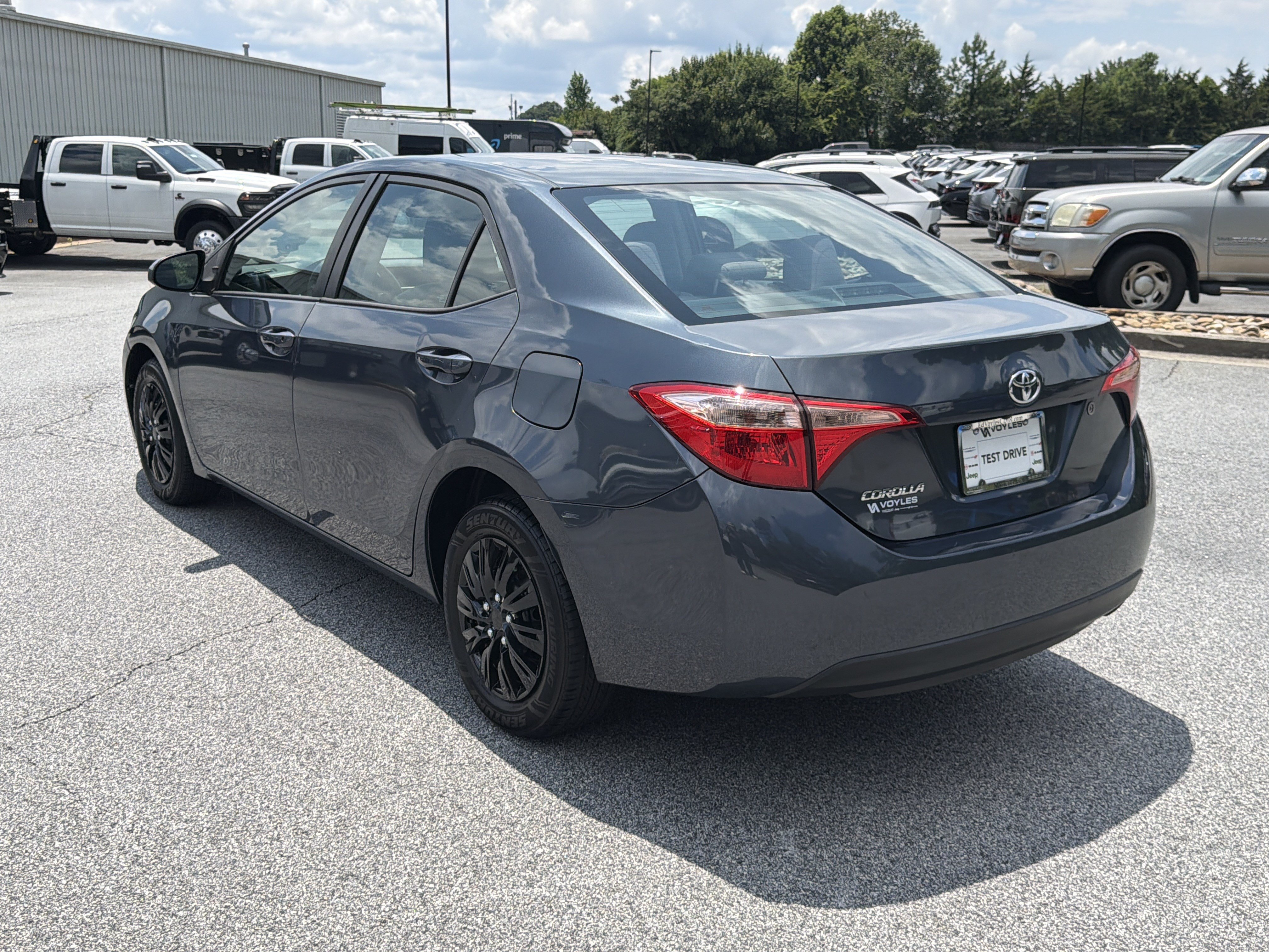 Used 2018 Toyota Corolla L FWD image 6