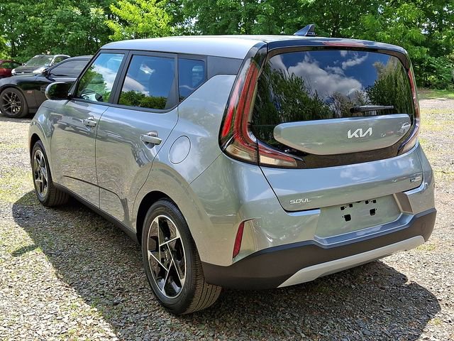 Certified 2023 Kia Soul EX FWD image 4