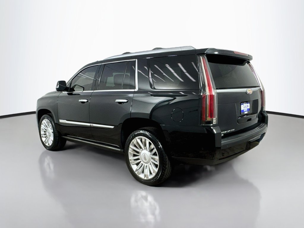 Used 2017 Cadillac Escalade Platinum AWD/4WD image 5
